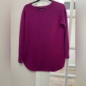 Halogen Magenta crew Neck cashmere/wool blend sweater size S